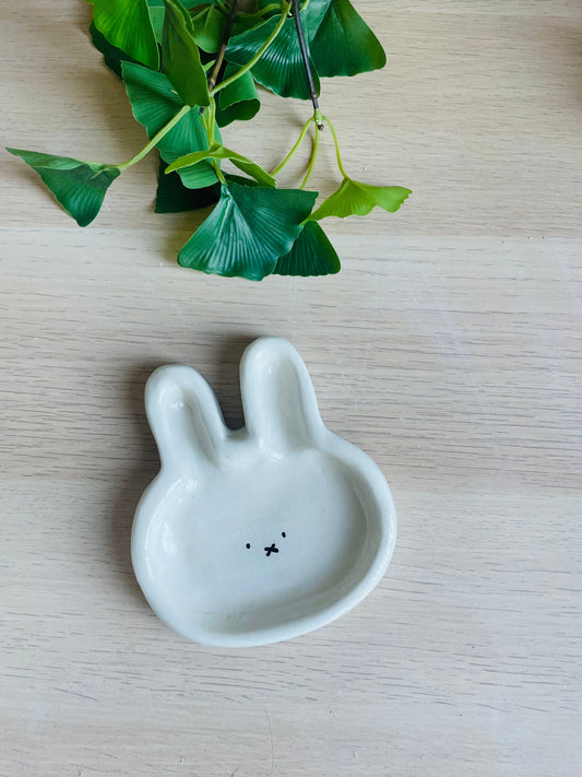 How to Make a Miffy Air Dry Clay Trinket Dish - Sunday&Clay
