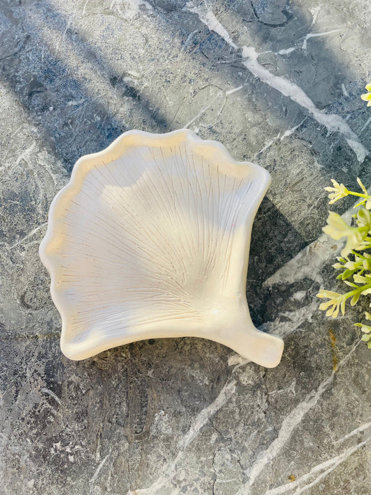 How to Make a Seashell Jewellery Dish with Air Dry Clay - Sunday&Clay